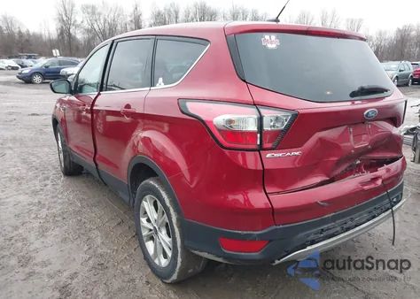 2017 Ford Escape Se z USA, uszkodzony, nr VIN 1FMCU9GD5HUD71315